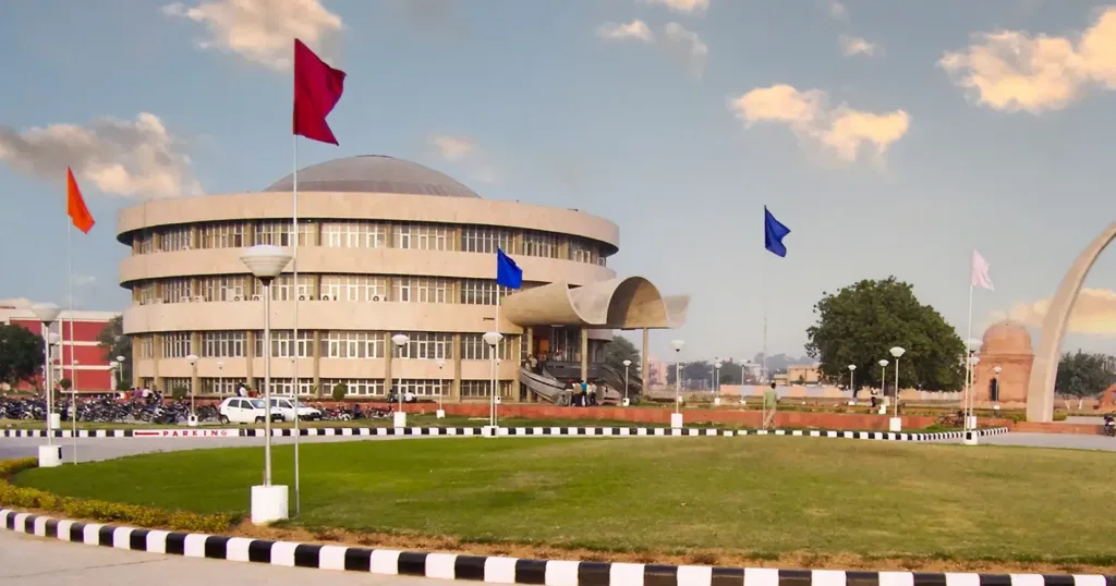 GJU University Distance Education